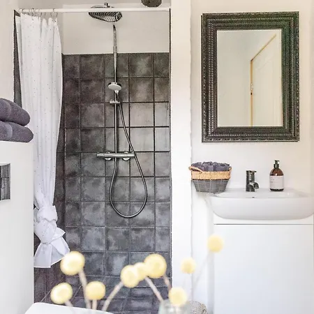 Holmevej Semesterbostad *